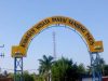 Warga Tanjungpakis Resah, Oknum Pengelola Pantai Pakisjaya Diduga Arogan Pintu gerbang pantai Pakisjaya. (AlexaPodcast.ID)