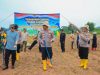 Polres Karawang Pimpin Penanaman Jagung Perdana Dukung Swasembada Pangan 2026 Penanaman Jagung 2 Hektare di Kamojing Targetkan Panen 8 Ton. (AlexaPodcast.ID)