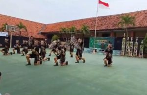 Percaya Diri di Arena LKBB SNIPERS, Tim DUKATI SMPN 2 Karawang Timur CurI Perhatian SMPN 2 Karawang Timur Unjuk Disiplin dan Kekompakan di LKBB SNIPERS 2026m (AlexaPodcast.ID)
