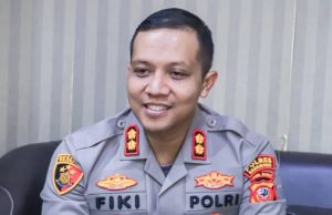 Sambut Laga PSM Kontra Persib, Polres Karawang Larang Konvoi dan Euforia Berlebihan Kapolres Karawang AKBP Fiki N. Ardiansyah, Imbau Suporter Tetap Kondusif Jelang Duel PSM vs Persib. (AlexaPodcast.ID)