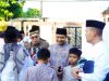 Polres Karawang Gelar Sholat Idul Adha 1447 H, Tekankan Nilai Pengorbanan dan Kepedulian Sosial Ratusan Personel dan Warga Ikuti Sholat Idul Adha di Mako Polres Karawang. (AlexaPodcast.ID)