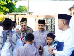 Polres Karawang Gelar Sholat Idul Adha 1447 H, Tekankan Nilai Pengorbanan dan Kepedulian Sosial Ratusan Personel dan Warga Ikuti Sholat Idul Adha di Mako Polres Karawang. (AlexaPodcast.ID)