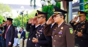 Hari Lahir Pancasila 2026, Karawang Tegaskan Komitmen Jaga Persatuan dan Keutuhan Bangsa Pemkab Karawang Gelar Upacara Hari Lahir Pancasila.(AlexaPodcast.ID)