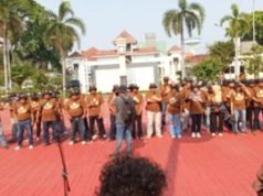 Dilepas Wabup dan Wakil Ketua DPRD, Jambore Jurnalis PWI Karawang Resmi Digelar di Cikole PWI Karawang Gelar Jambore Jurnalis Perdana di Cikole. (AlexaPodcast.ID)