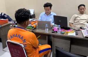 Kasus Kekerasan Seksual di Karawang Terungkap, Ayah Tiri Diamankan Polisi Polres Karawang Tangkap Ayah Tiri Diduga Rudapaksa Anak Tiri. (AlexaPodcast.ID)