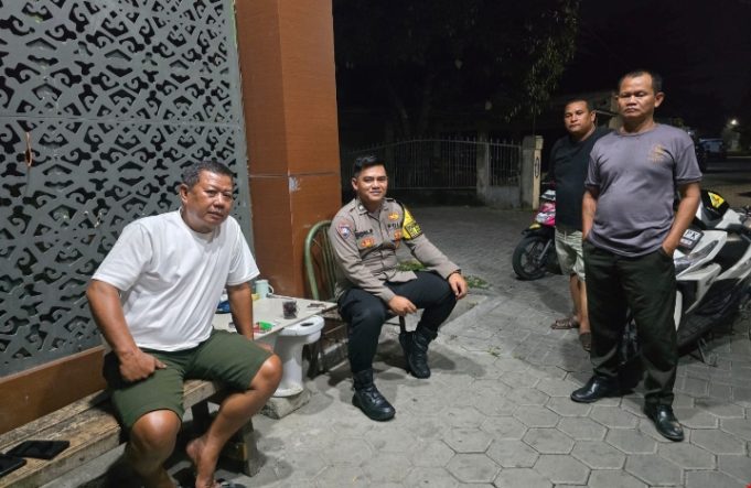 Waspada 3C hingga Tolak Pungli, Ini Pesan Bhabinkamtibmas kepada Warga Cluster Mutiara Karawang
