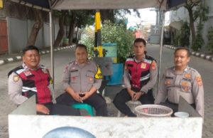Kapolsek Karawang Cek Langsung Pengamanan Misa Minggu di Gereja Katolik Kristus Raja