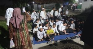Pawai Obor Warnai Malam 1 Muharram di Kalijeruk, Tanamkan Nilai Religius Sejak Dini