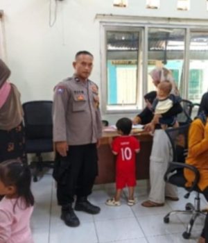 Dukung Pencegahan Stunting, Bhabinkamtibmas Tegal Sawah Monitoring Posyandu Balita dan Lansia