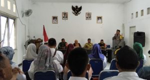 Bhabinkamtibmas Hadiri Pisah Sambut Babinsa, Sinergitas Karawang Wetan Makin Diperkuat