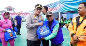 Polres Karawang Gelar Donor Darah hingga Pengobatan Gratis, Sambut Hari Bhayangkara ke-80