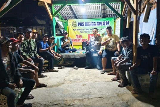 Kontrol Pos Kamling Babakan Jati, Bripka Ippung Ajak Warga Tingkatkan Kewaspadaan C3