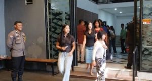 Polisi Amankan Ibadah Minggu di GBI Cinangoh Karawang, Ratusan Jemaat Beribadah dengan Khusyuk