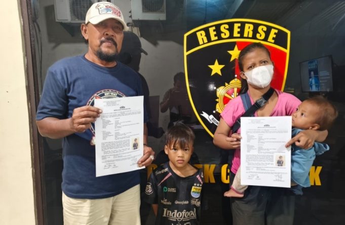 Gercep Polsek Cikampek! Anak Terlantar di Angkot Akhirnya Kembali ke Pelukan Ayah