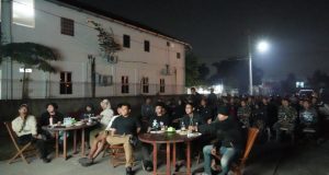 Bukan Sekadar Nobar! Yonif 305/Tengkorak Perkuat Soliditas Lewat Euforia Piala Dunia 2026