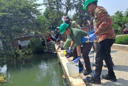 Dugaan Limbah di Irigasi Batujaya Diselidiki, H. Rahamat Minta Penanganan Cepat Demi Air Bersih Warga