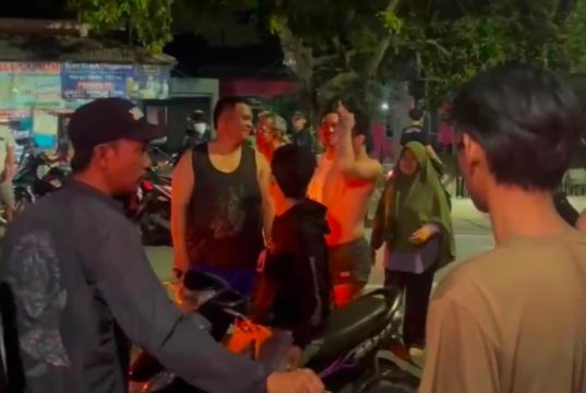 Diduga Hendak Jual iPhone Hasil Curian, Pria di Telukjambe Barat Diamankan Warga dan Polisi