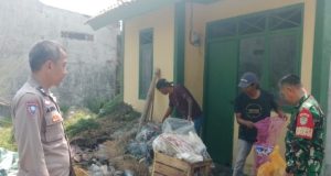 Tiga Bulan Bikin Resah, Tumpukan Sampah di Desa Margasari Akhirnya Dibersihkan Lewat Mediasi TNI-Polri