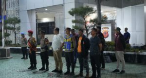 Personel Gabungan Laksanakan Patroli KRYD, Polresta Karawang Pastikan Situasi Kamtibmas Tetap Kondusif