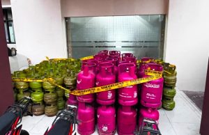 Polresta Karawang Bongkar Oplosan LPG 3 Kg Jadi 12 Kg, Tiga Tersangka Diamankan