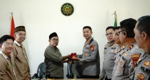 Kapolresta Karawang Perkuat Sinergi dengan PD Persis, Ajak Tokoh Agama Jaga Kamtibmas dan Stabilitas Daerah