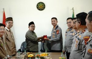 Kapolresta Karawang Perkuat Sinergi dengan PD Persis, Ajak Tokoh Agama Jaga Kamtibmas dan Stabilitas Daerah
