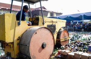 Sukseskan Pemusnahan Massal di Polda Jabar, Polresta Karawang Kirim 1.500 Knalpot Brong hingga 50 Motor Hasil Kejahatan