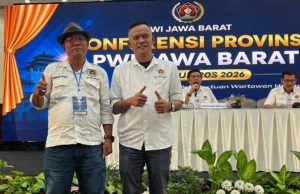 Kiprah Jurnalis Senior Karawang Berlanjut, Oland Sibarani Kembali Pimpin DK PWI Jabar