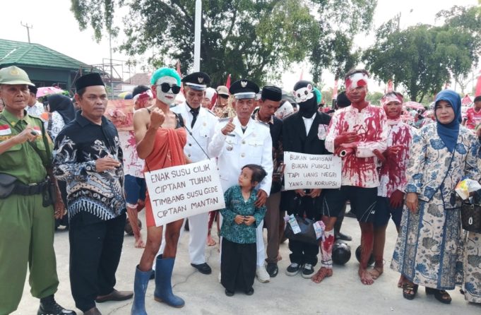 Hajatan Kampung Warnai HUT RI ke-81 di Tanjungbungin, Warga Tampilkan Beragam Kreasi Semarak HUT RI ke-81, Desa Tanjungbungin Gelar Karnaval