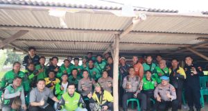 Kapolresta Karawang Resmikan Warung Ojol, Jadi Ruang Singgah dan Berbagi Cerita