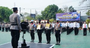 Dua Personel Polresta Karawang Diberhentikan Tidak Dengan Hormat