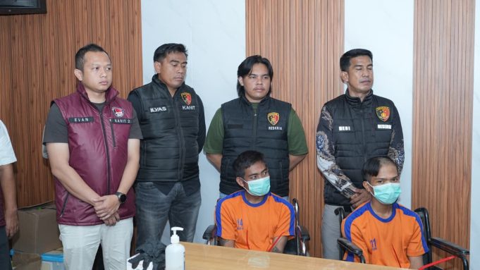 Dua Begal Sadis Dibekuk Polresta Karawang, Jejak Aksinya Ternyata Ada di 12 TKP
