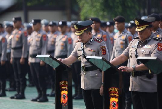 Kapolresta Karawang Pimpin Sertijab Wakapolresta dan Sejumlah Pejabat Utama