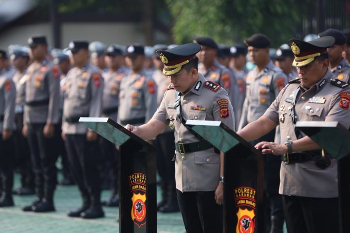 Kapolresta Karawang Pimpin Sertijab Wakapolresta dan Sejumlah Pejabat Utama