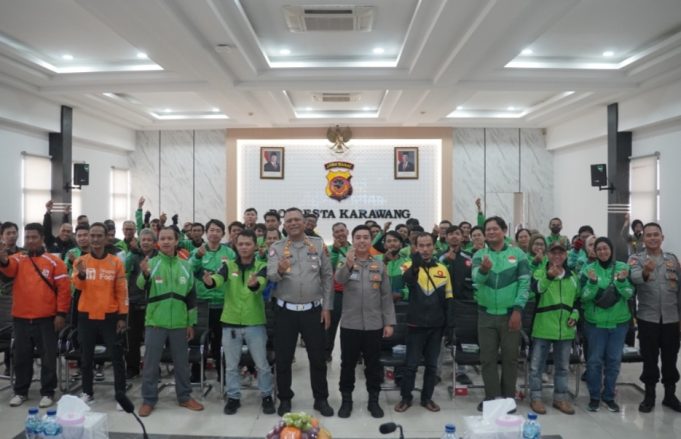 Polresta Karawang Bekali Ojol Kamtibmas Safety Riding dan PPGD, Dorong Jadi Pelopor Keselamatan
