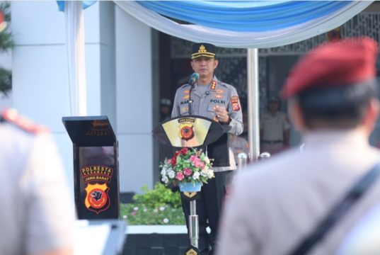 Kapolresta Karawang Ajak Masyarakat Sampaikan Aspirasi dengan Damai, Hindari Provokasi